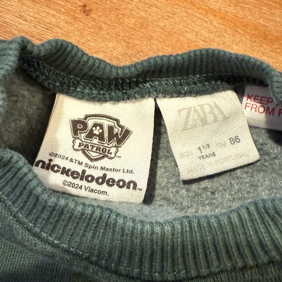 ZARA Toddler Paw Patrol Green Sweatsuit size 1 1/2 years 18M - Picture 4 of 10